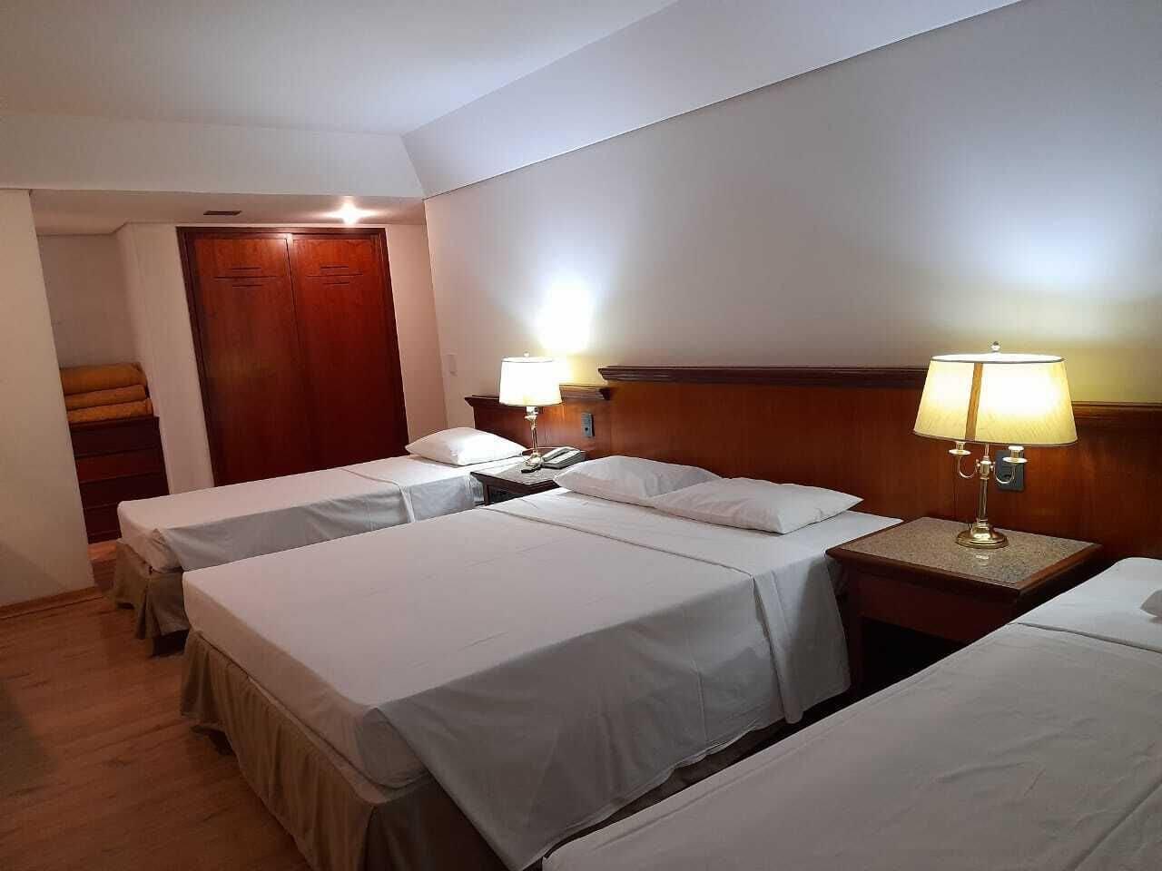 Rede Andrade Braz Hotel Curitiba Exterior photo